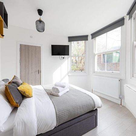 Lovely Private Room And Shower At Anson Hotel Londres Exterior foto